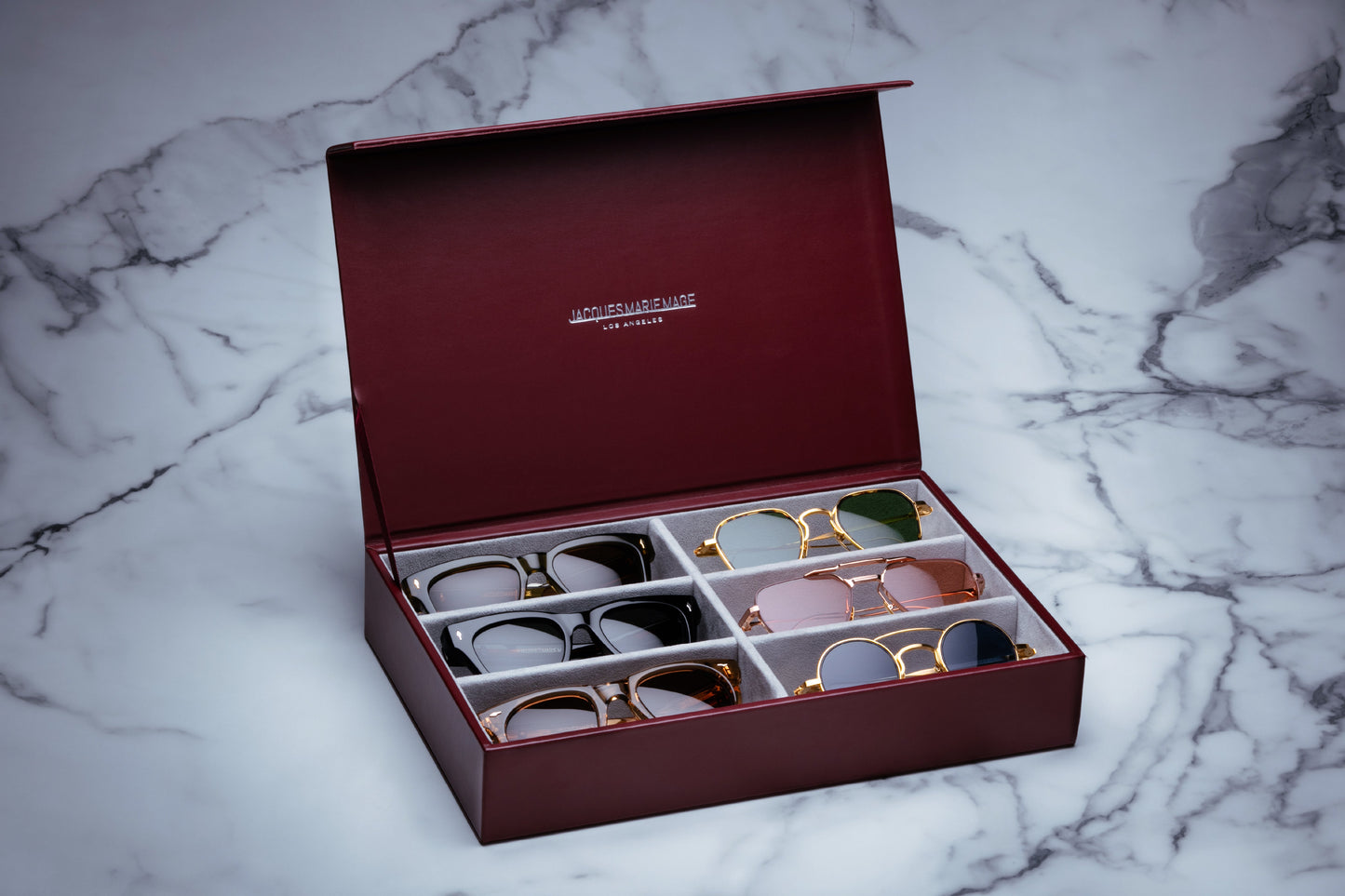 COLLECTOR'S TRAY